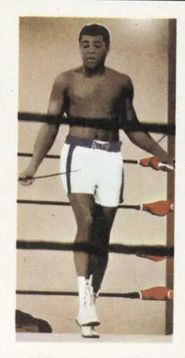 1971 Barratt & Co Famous Sportsmen Cassius Clay: Muhammad Ali #24