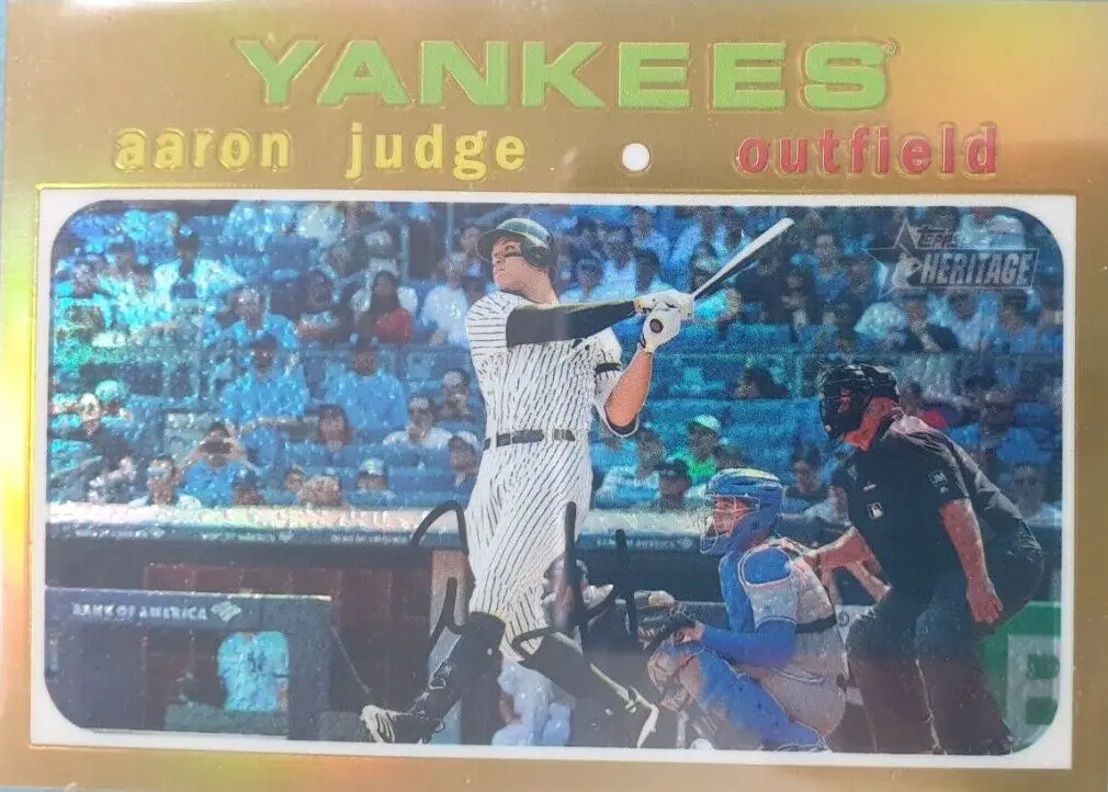 2020 Topps Heritage Aaron Judge Chrome Gold refractor Card #THC-395